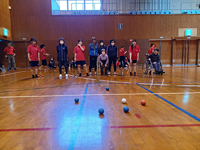 ��Q��{�b�`�����Q