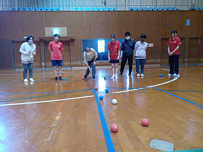 ��Q��{�b�`�����V